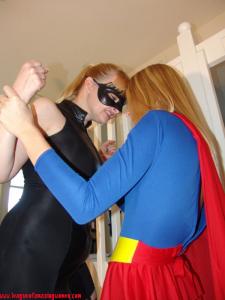 www.leagueofamazingwomen.com - Lady Star: Beaten Again thumbnail