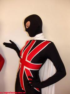 www.leagueofamazingwomen.com - A Brit and Her Umbrella thumbnail