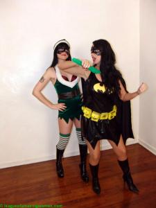 www.leagueofamazingwomen.com - Santa Saves The Day thumbnail