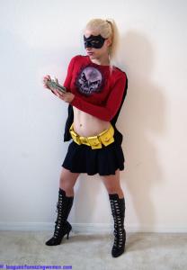 www.leagueofamazingwomen.com - The Spider Bites thumbnail