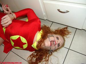 www.leagueofamazingwomen.com - Even Heroines Get Hungry thumbnail